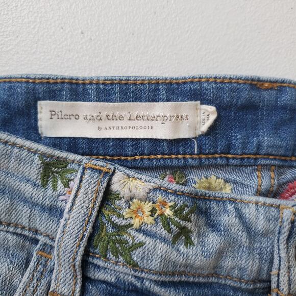 Pilcro And The Letterpress Shorts Womens 31 Blue Floral Embroidered Boyfriend - Picture 3 of 11